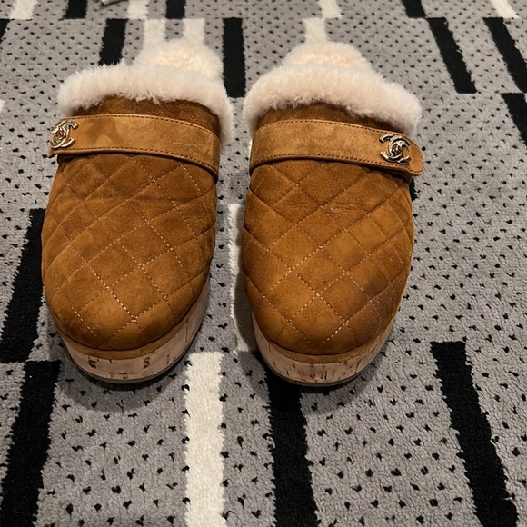 Chanel clogs - Picture 2 of 6